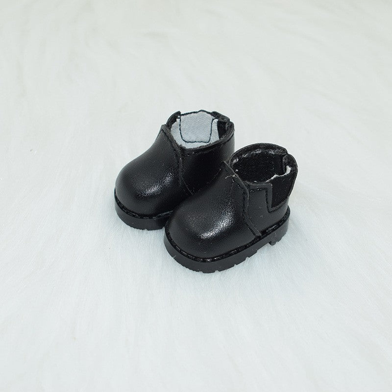 Botines negros para muñecos Labubu de 17CM, ideales para completar atuendos de muñecos en juegos de rol y colección.