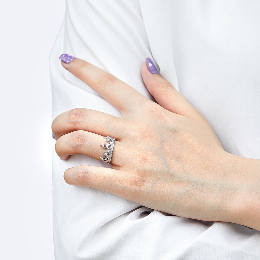 Anillo en Forma de Corona para Mujer: Plata 925 – Elegancia y Estilo Real