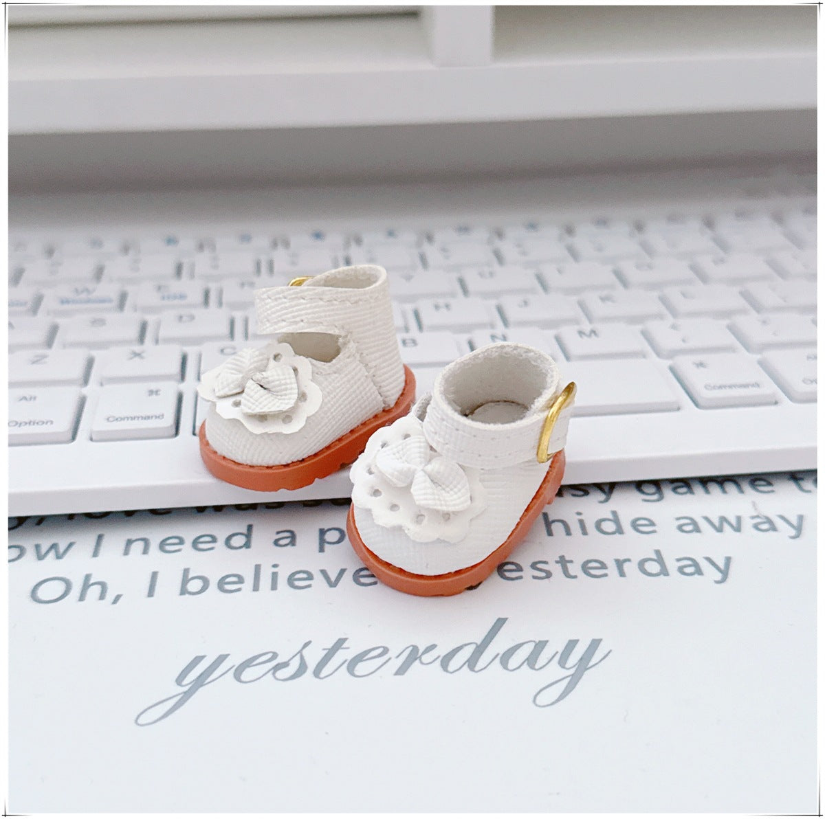 Zapatillas de lona para muñecas de 17 cm: Labubu, muñeca de algodón de 10 cm, color negro y blanco, con cordones