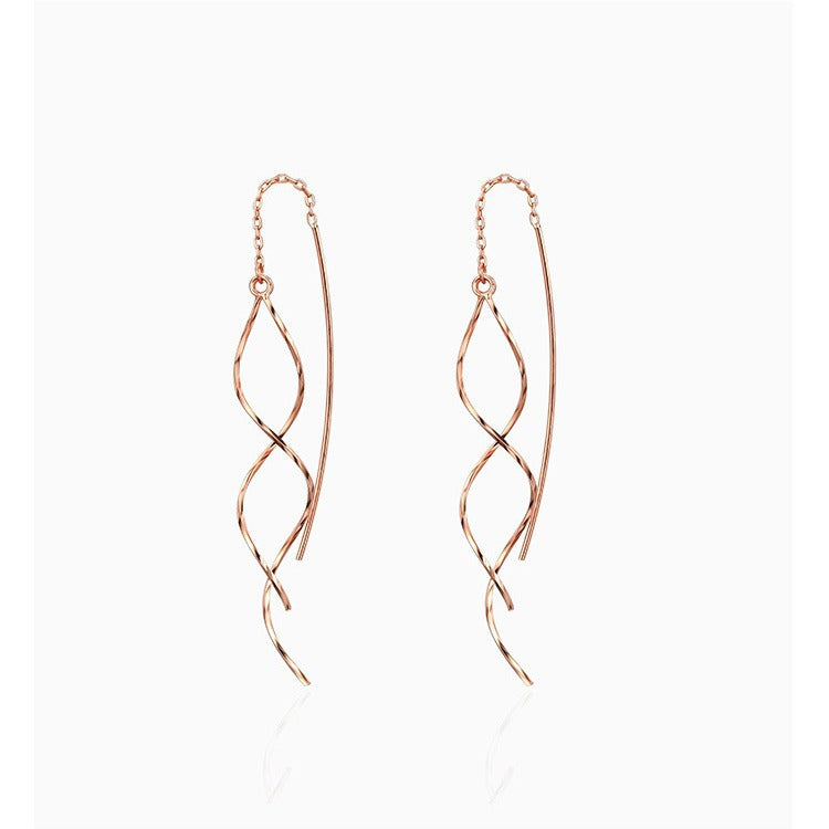 Aretes Largos de Mujer con Borlas Onduladas – Movimiento y Estilo para el Rostro