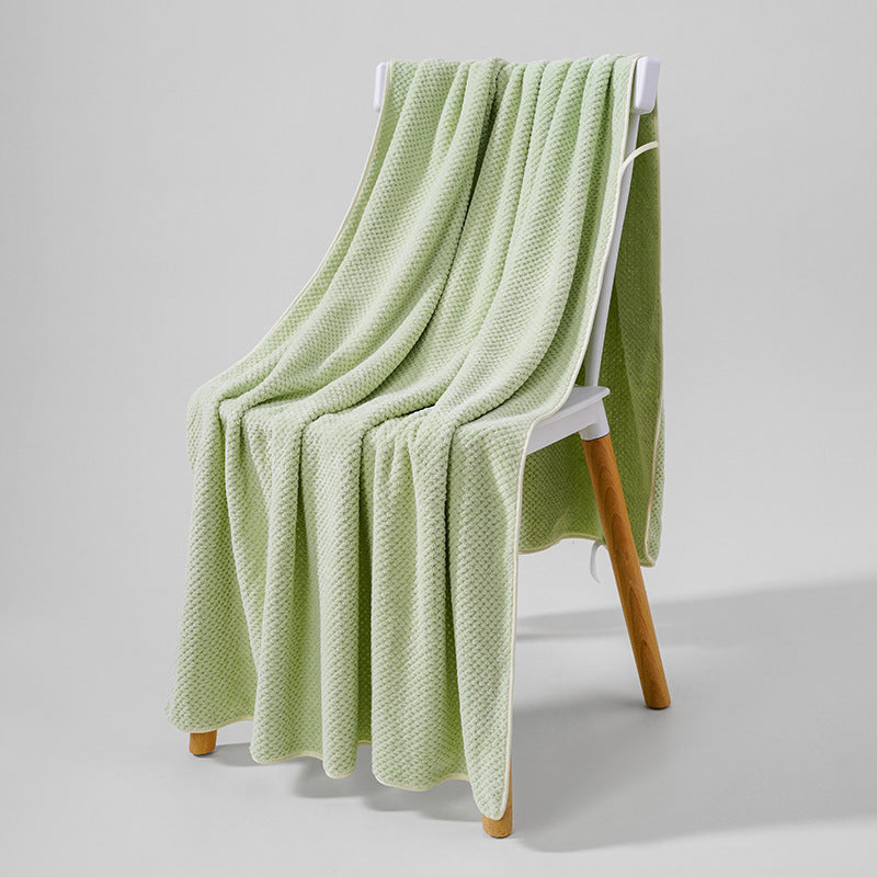 Bath Towel Coral Velvet: Absorbent & Quick-Dry Plush Towel