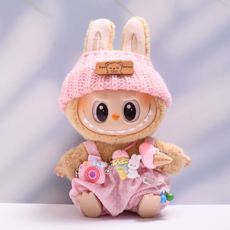 Overol con Accesorios para Muñeca Labubu 17 cm – Biberón y Cámara de Juguete (Muñeca No Incluida)