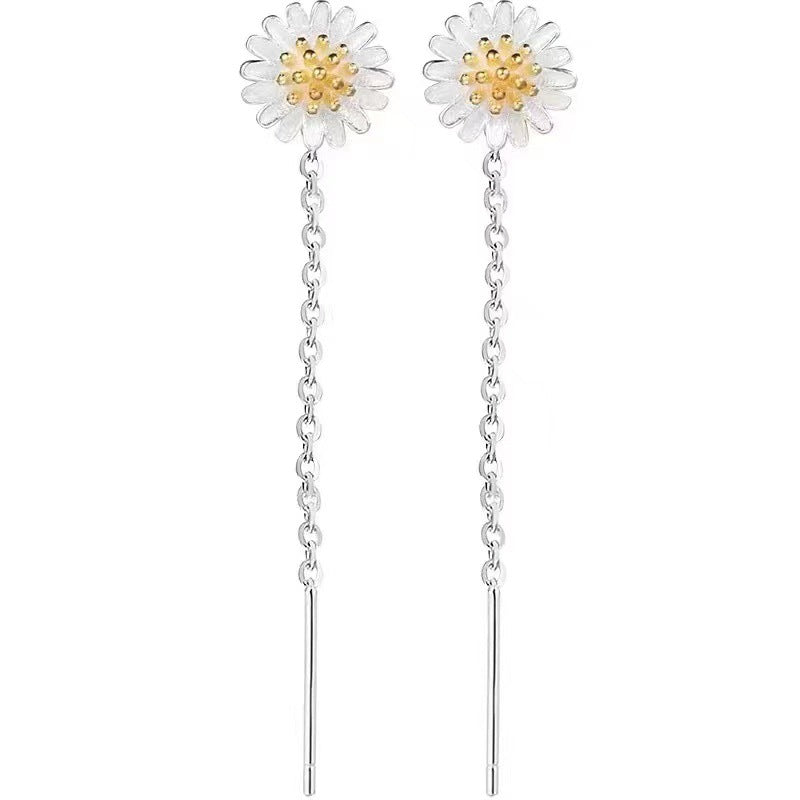 Pendientes Enhebrador en Plata 999 con Flor Margarita – Diseño Minimalista para Mujer