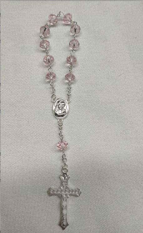 Pulsera Religiosa Virgen del Carmen – Recuerdo de Bautizo con Cuentas Acrílicas Decoradas