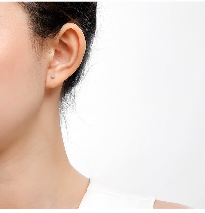 Piercing Bola de Plata Pequeños con Cierre de Tuerca – Textura Martillada