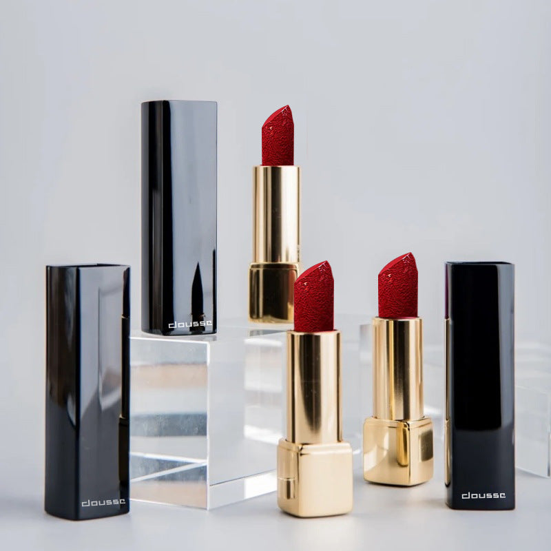 Labial Mate de Terciopelo con Relieve: Tono Rojo Vintage, Nude y Burdeos, Larga Duración, Resistente y Favorecedor