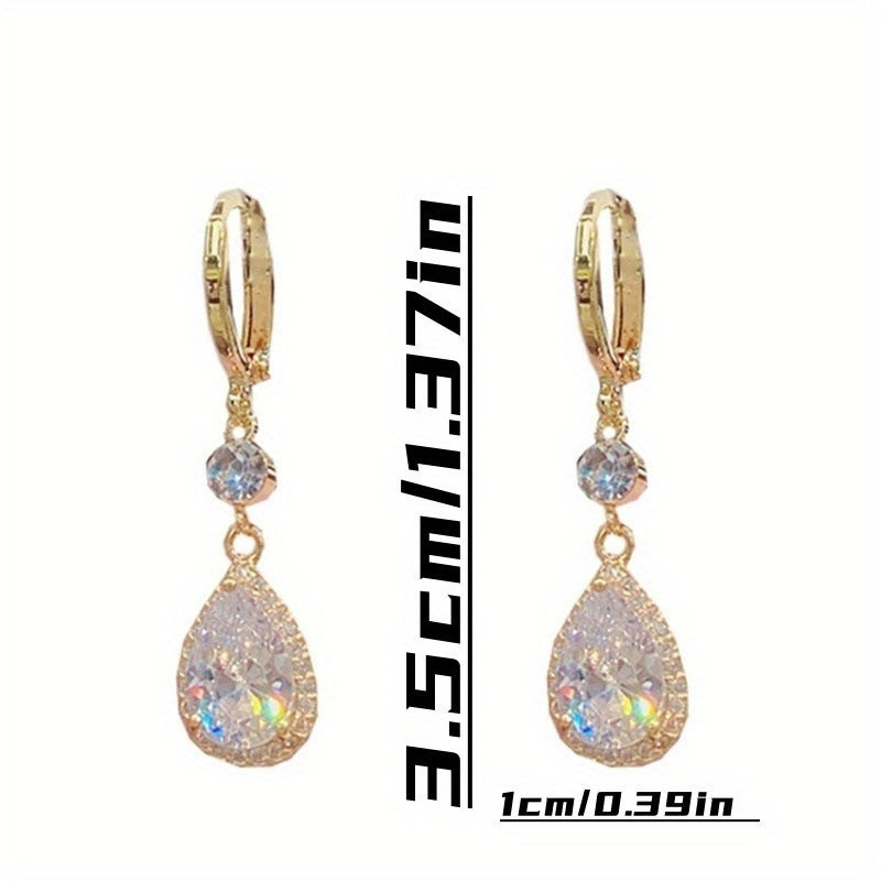 Aretes de Gota Medianos Elegantes con Dije en Cristal Brillante – Accesorio para Cóctel