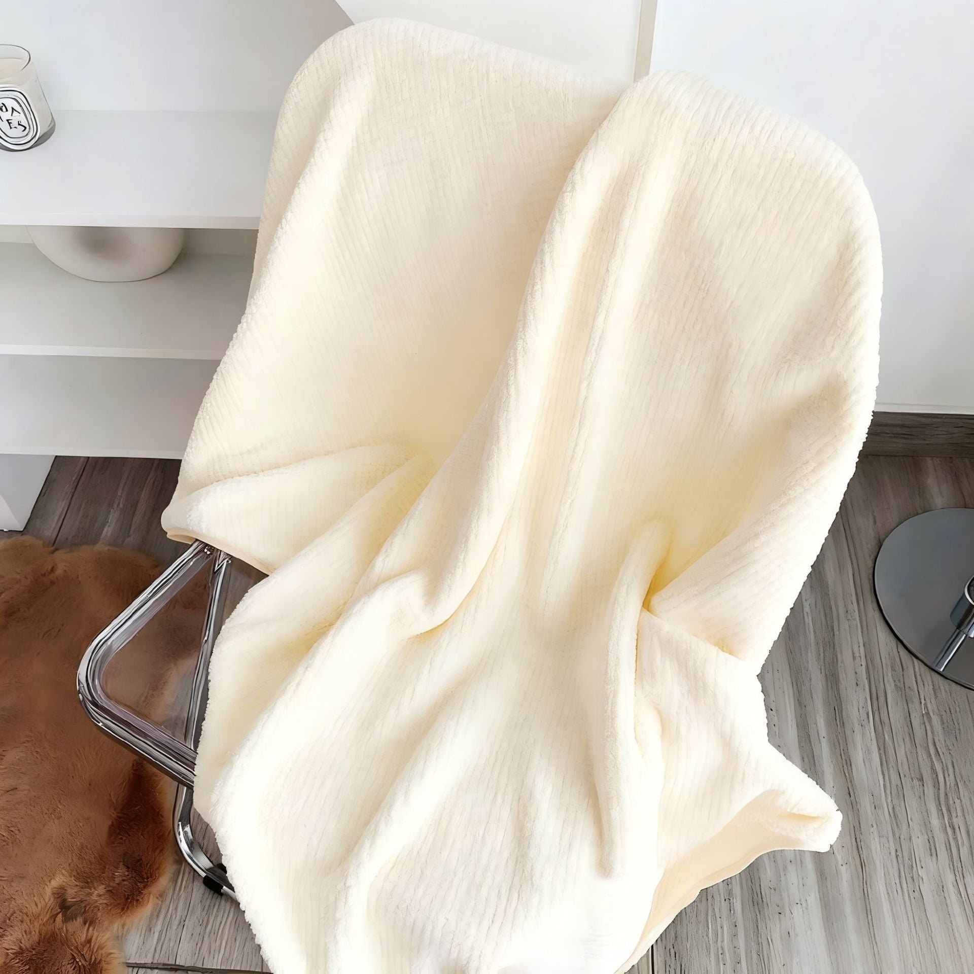 Bath Towel Coral Velvet: Absorbent & Quick-Dry Plush Towel