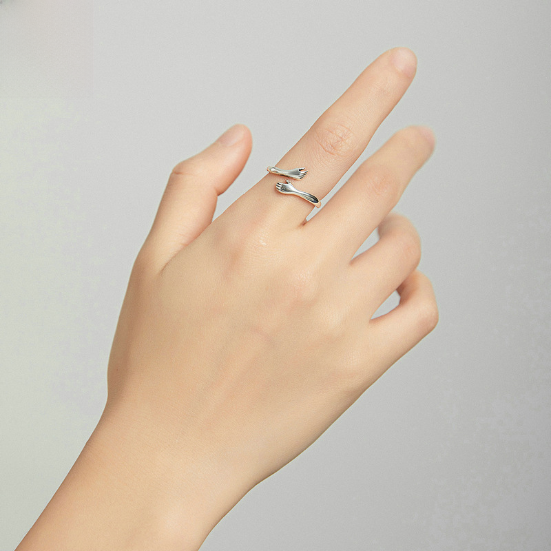 Anillo Abrazo de Plata 925: Diseño Abierto – Símbolo de Amistad