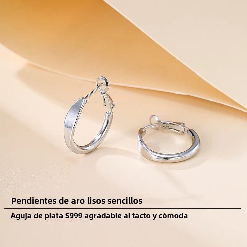 Candongas en Plata Pura S999 – Diseño Minimalista, Cierre Omega